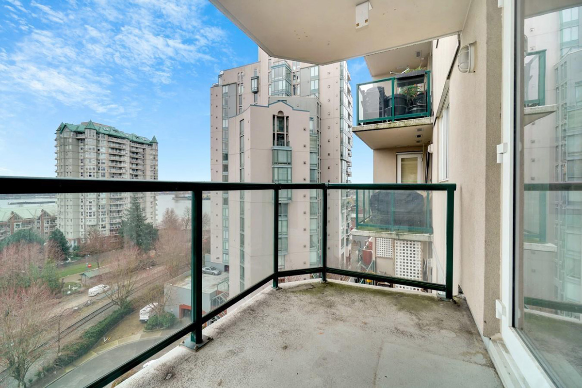 1003 10 Laguna Court, New Westminster 17