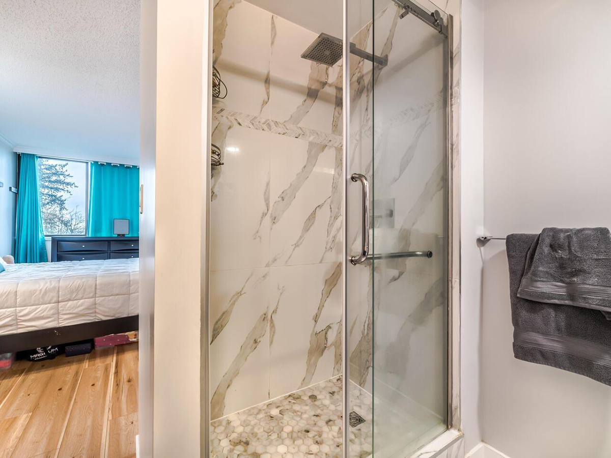 702 740 Hamilton Street, New Westminster 11
