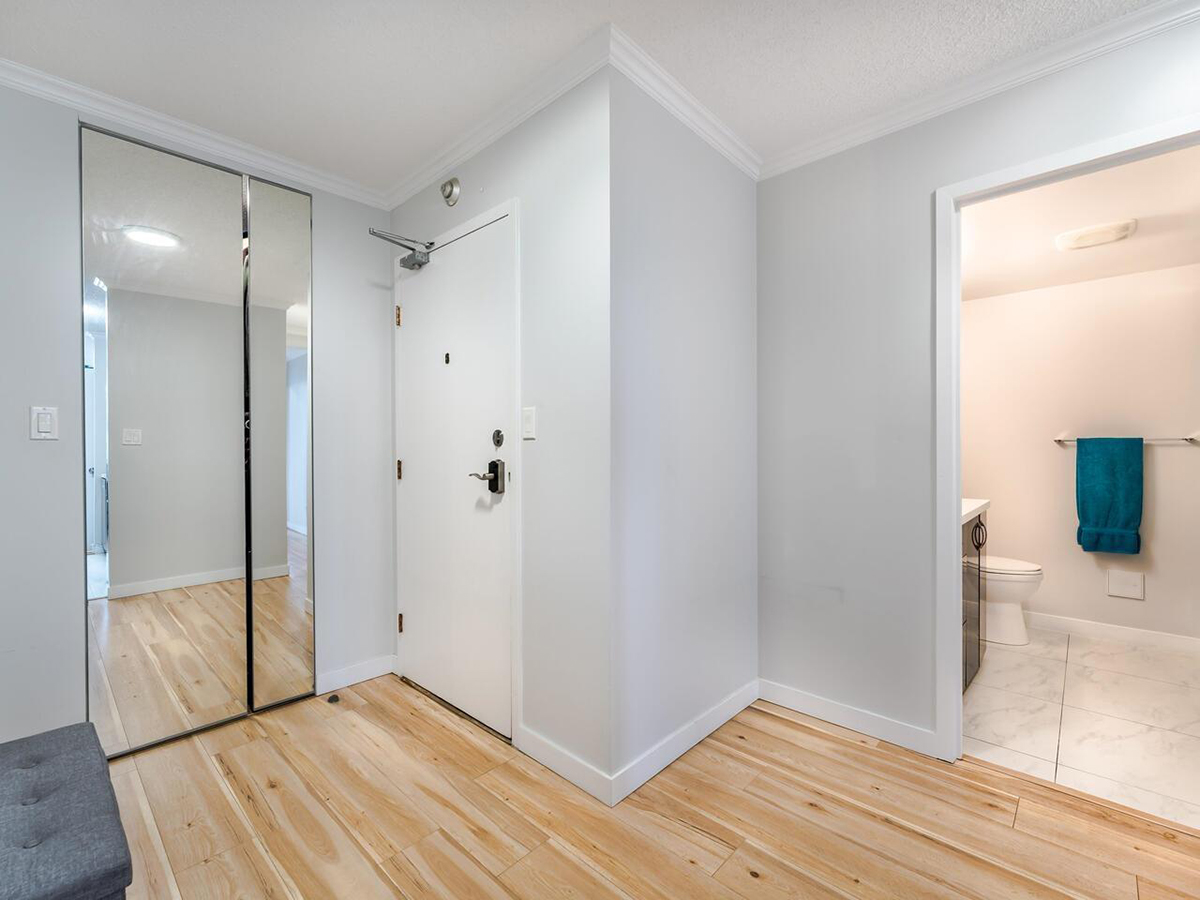 702 740 Hamilton Street, New Westminster 17