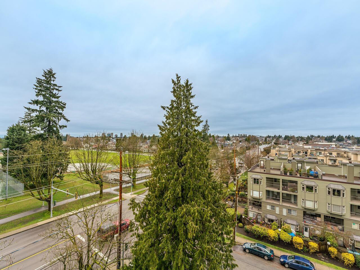 702 740 Hamilton Street, New Westminster 18
