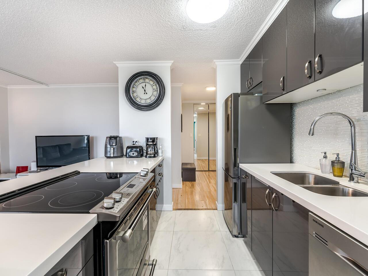 702 740 Hamilton Street, New Westminster 3