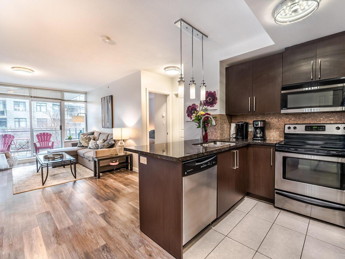 1009 888 Carnarvon Street, New Westminster