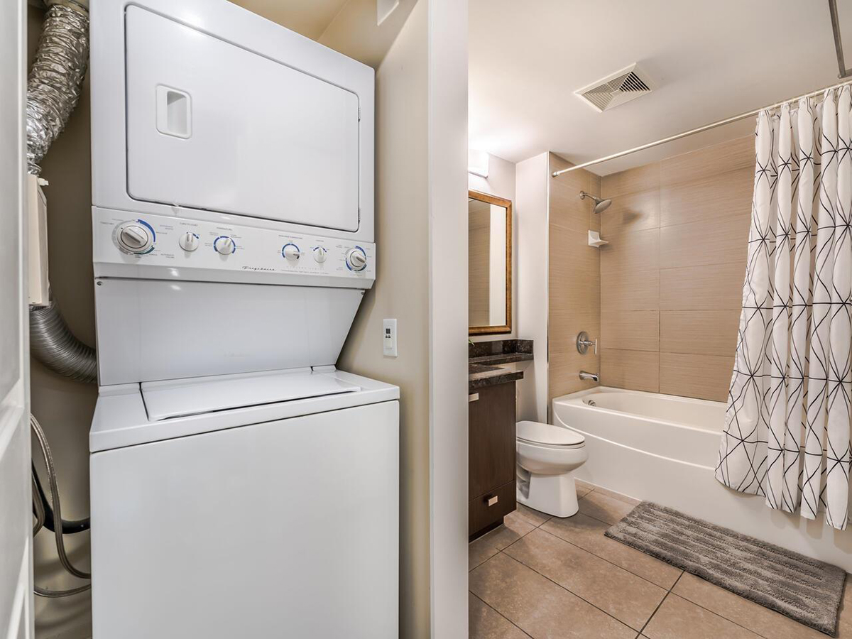 1009 888 Carnarvon Street, New Westminster 18