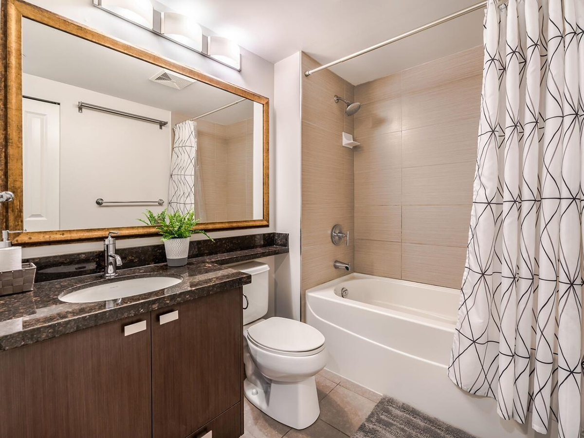 1009 888 Carnarvon Street, New Westminster 19