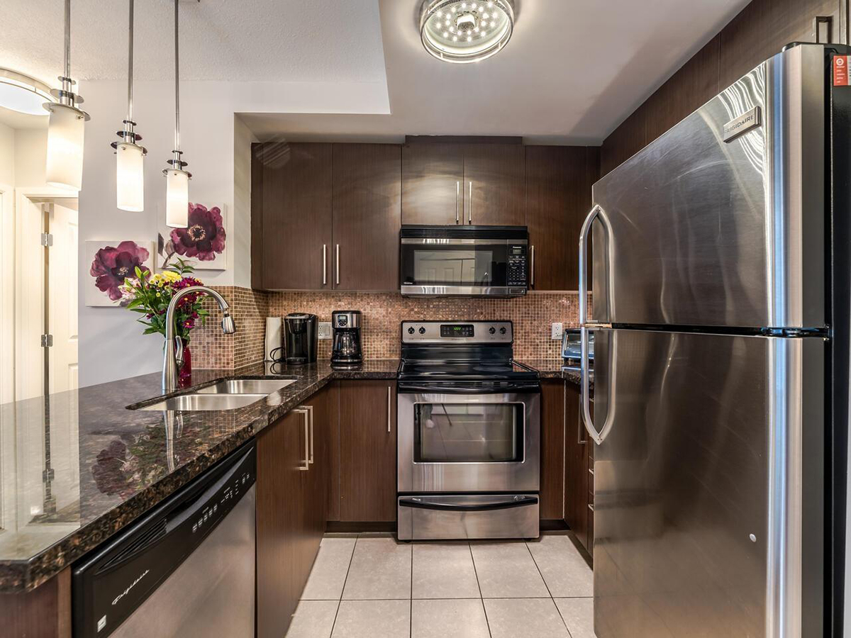 1009 888 Carnarvon Street, New Westminster 2