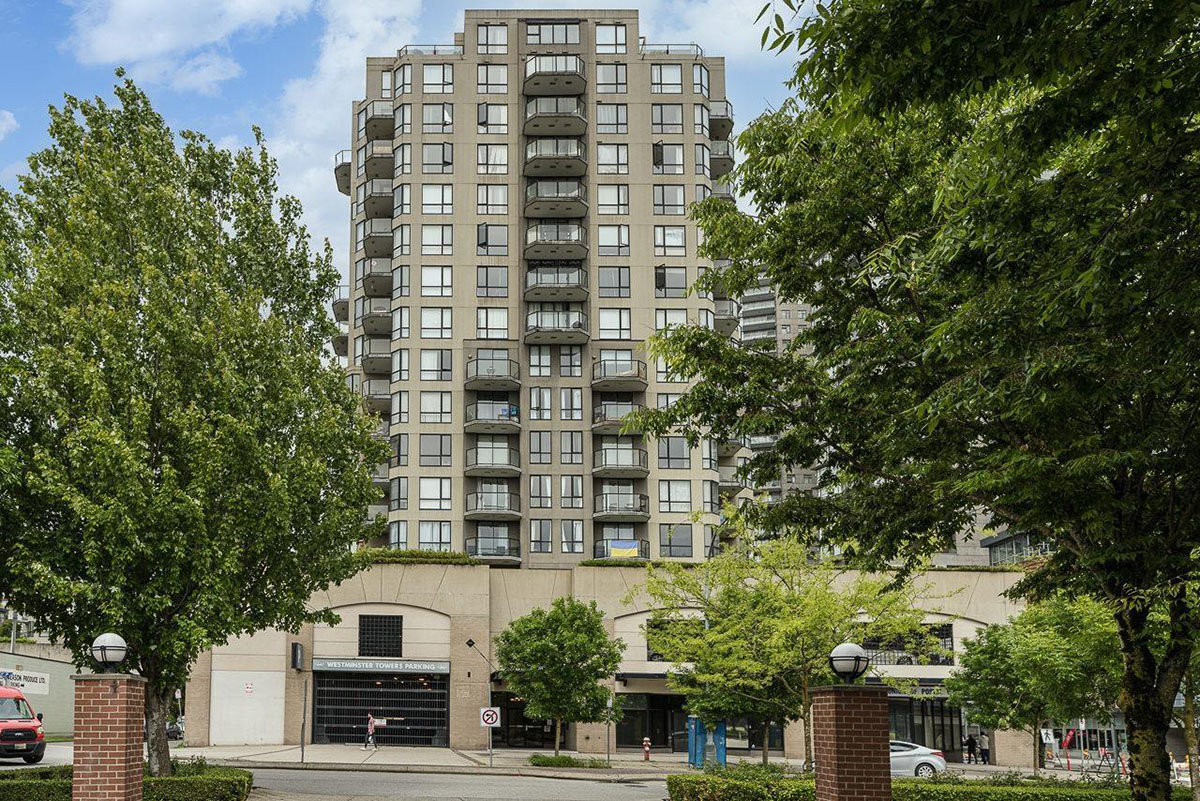 1501 55 Tenth Street, New Westminster
