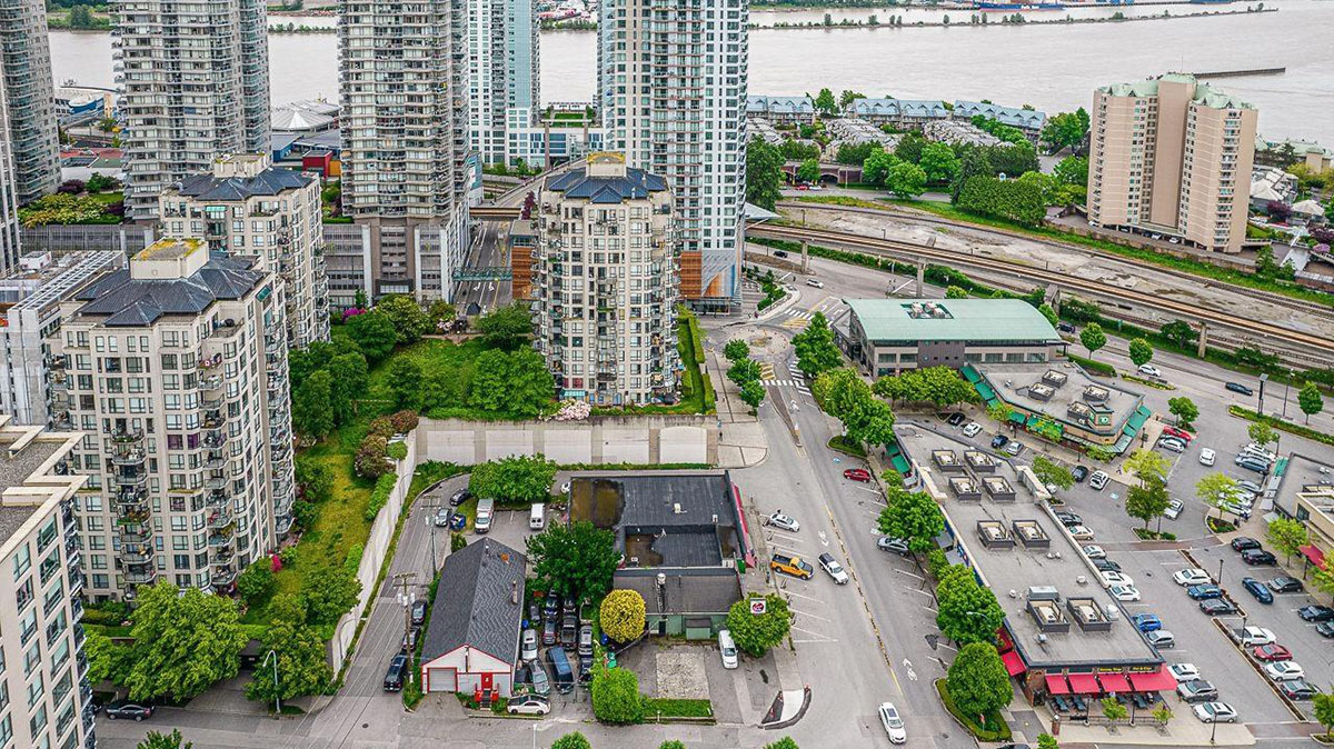 1501 55 Tenth Street, New Westminster 3