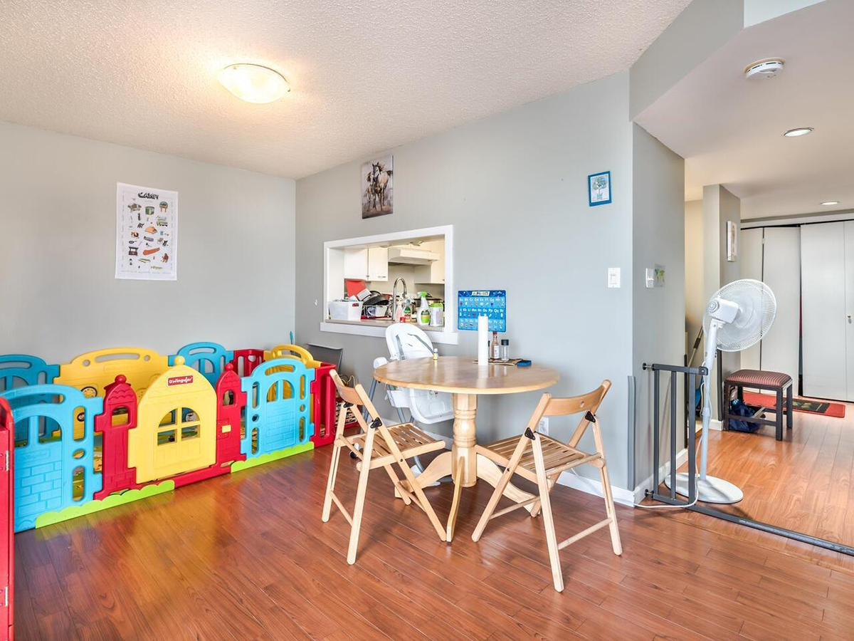 1003 121 Tenth Street, New Westminster 7