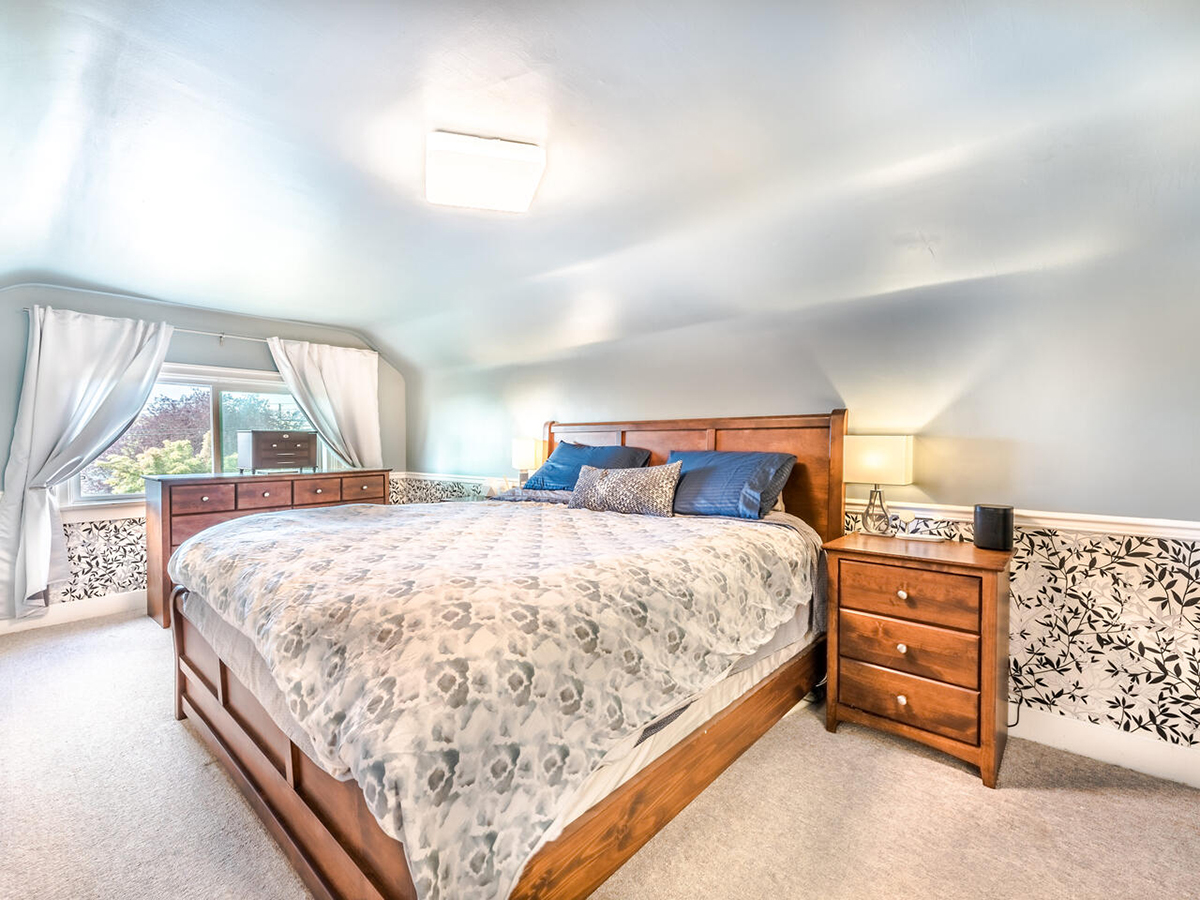 1530 Hamilton Street, New Westminster 13