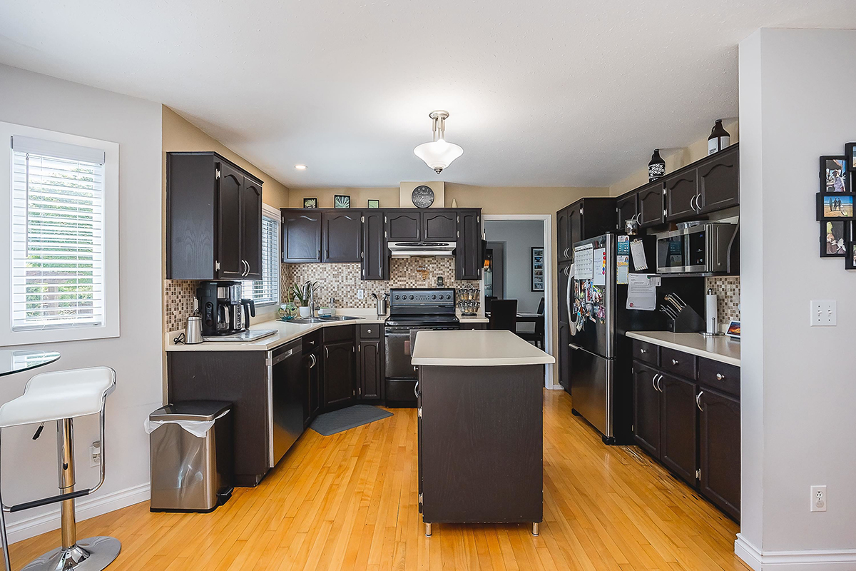 11819 189B Street, Pitt Meadows 11