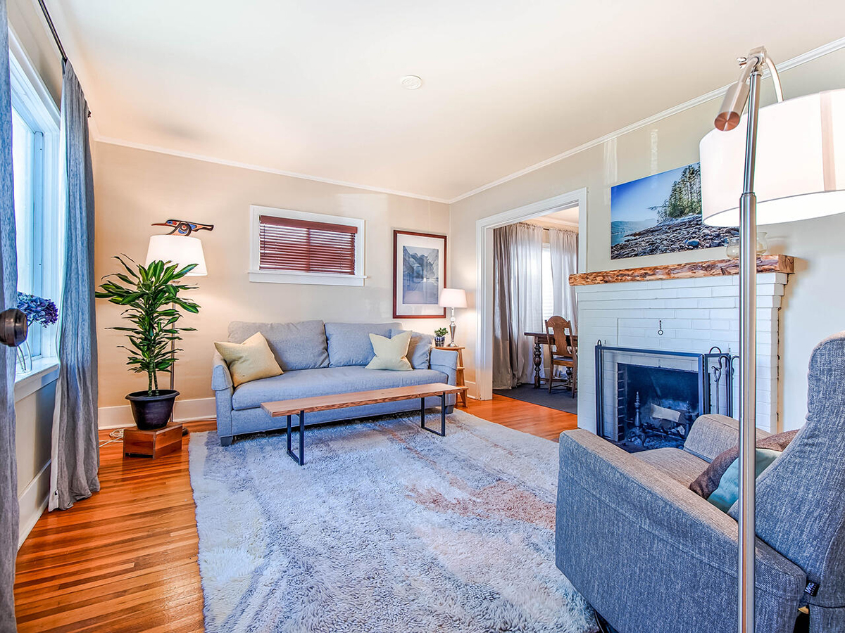 4152 Pender Street, Burnaby 3