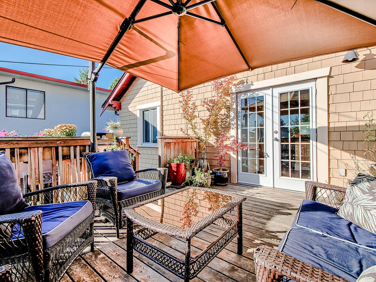4152 Pender Street, Burnaby 25