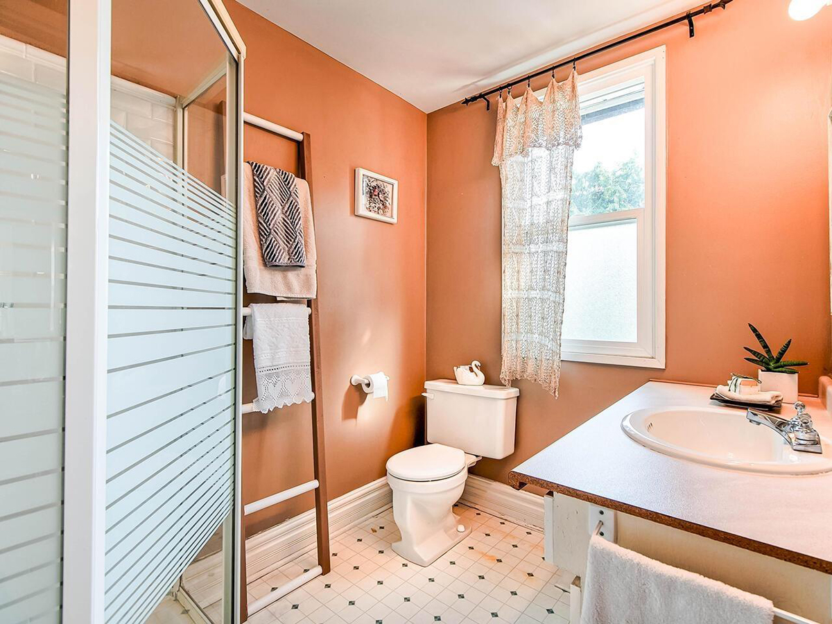 1014 Nanaimo Street, New Westminster 15