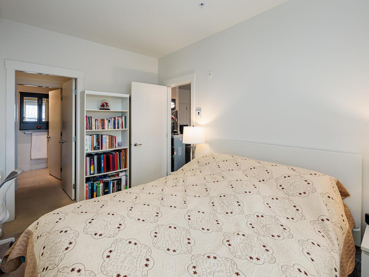 206 709 Twelfth Street, New Westminster 12