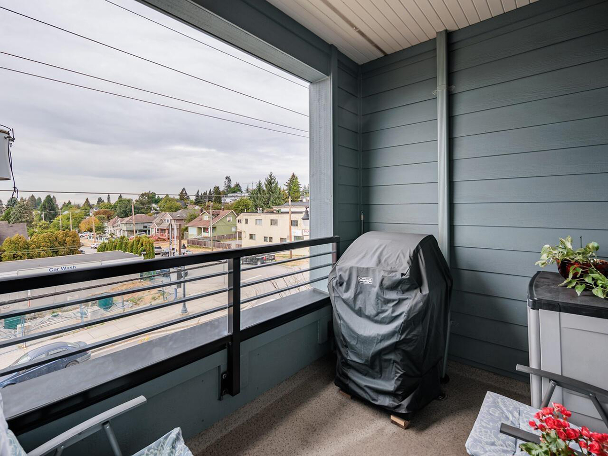 206 709 Twelfth Street, New Westminster 19