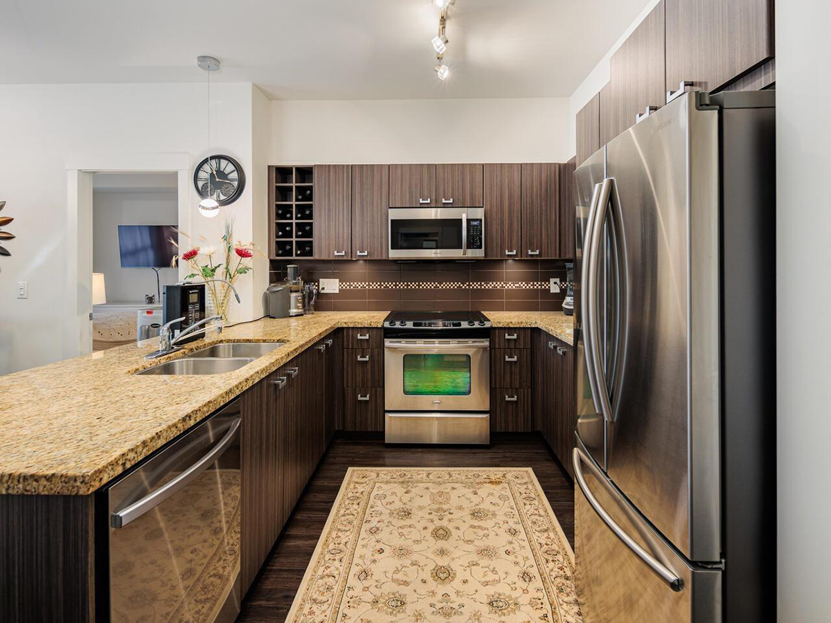 206 709 Twelfth Street, New Westminster 8