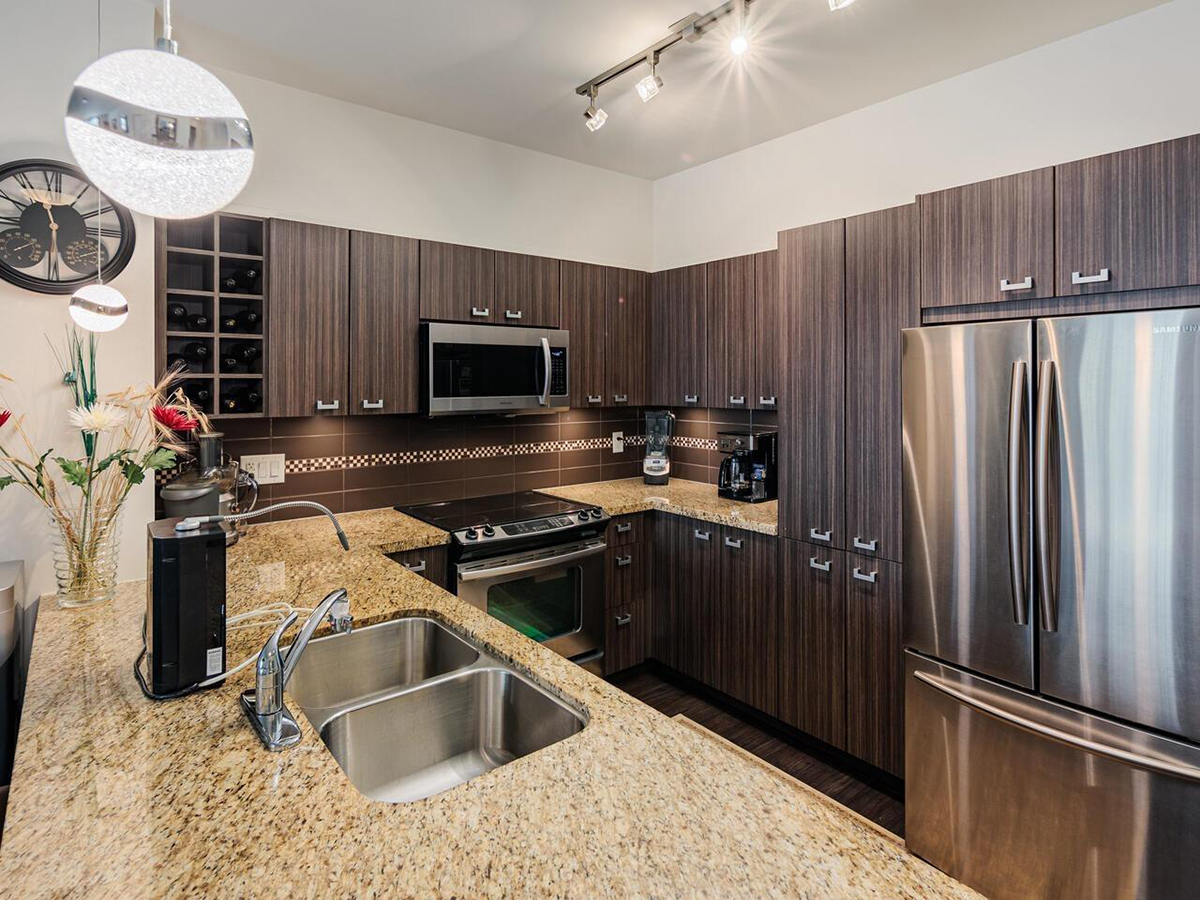206 709 Twelfth Street, New Westminster 9
