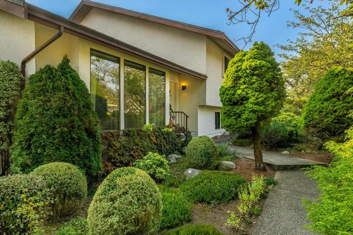 110 St. Patrick Street, New Westminster 2