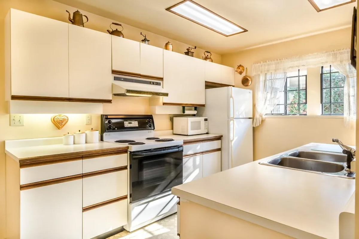 110 St. Patrick Street, New Westminster 15