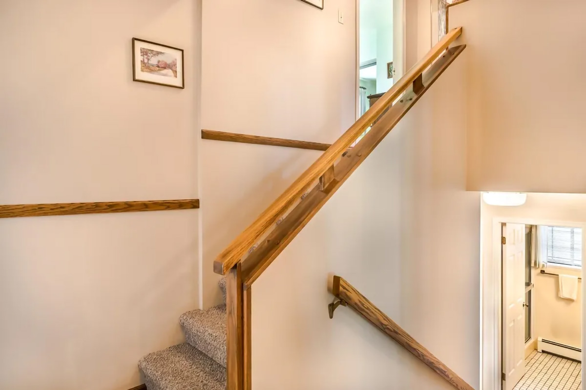 110 St. Patrick Street, New Westminster 16