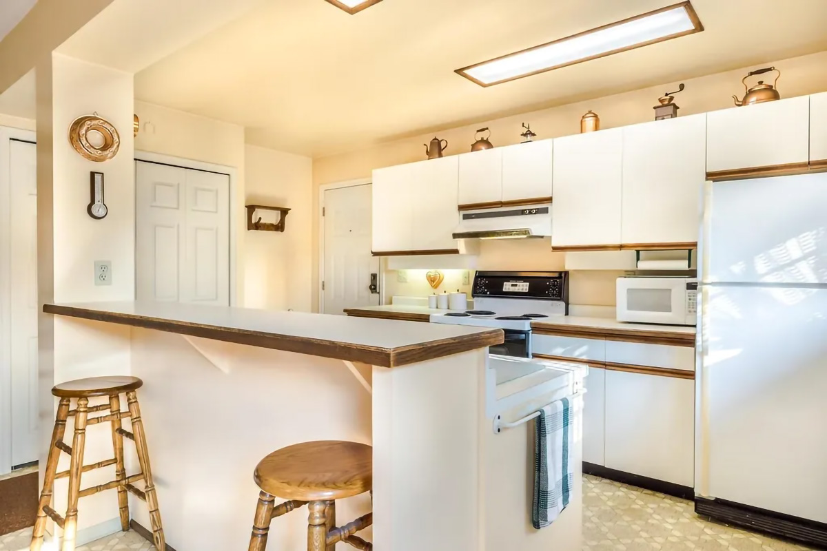 110 St. Patrick Street, New Westminster 10