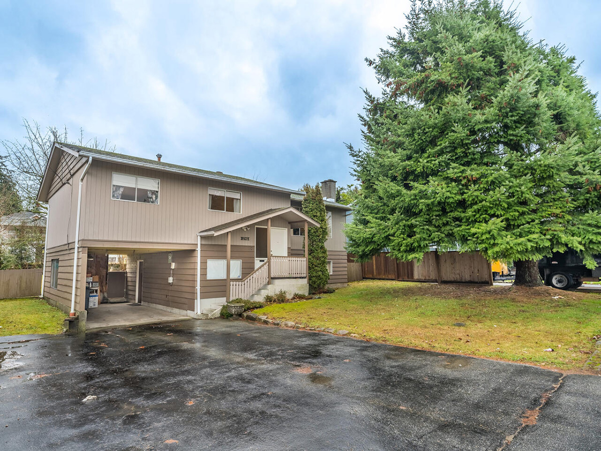 12146 95A Avenue, Surrey 2