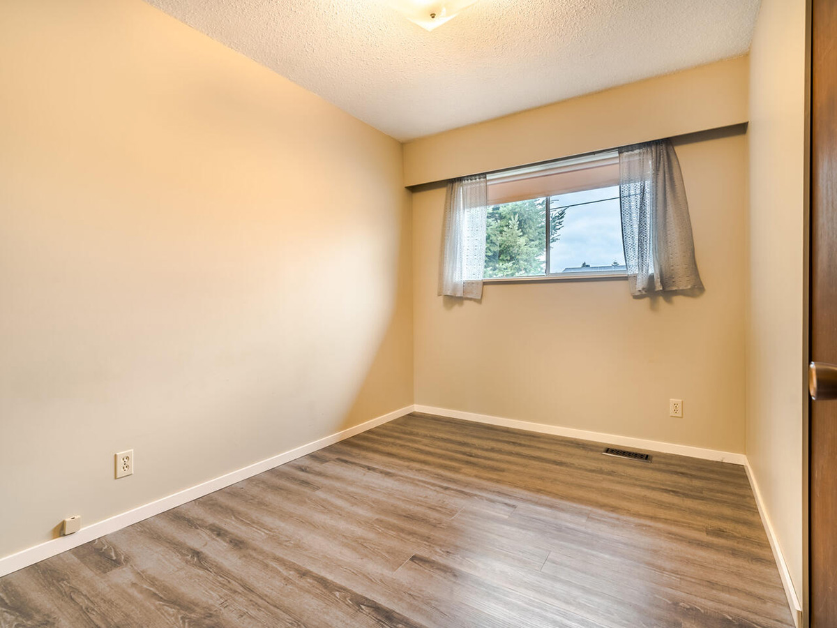 12146 95A Avenue, Surrey 12