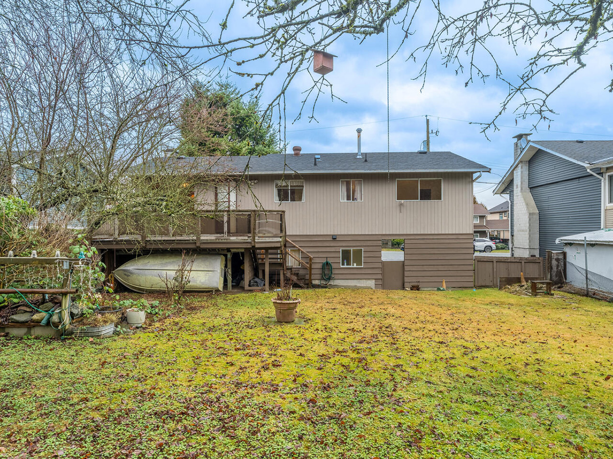 12146 95A Avenue, Surrey 20