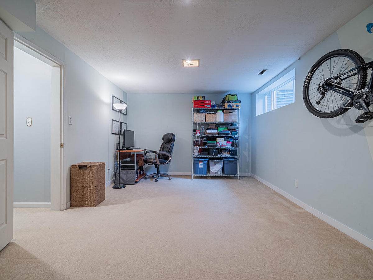 2962 Mira Place, Burnaby 16