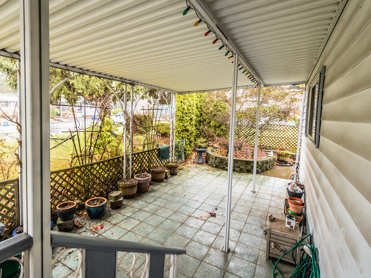 3 15875 20 Avenue, Surrey 18