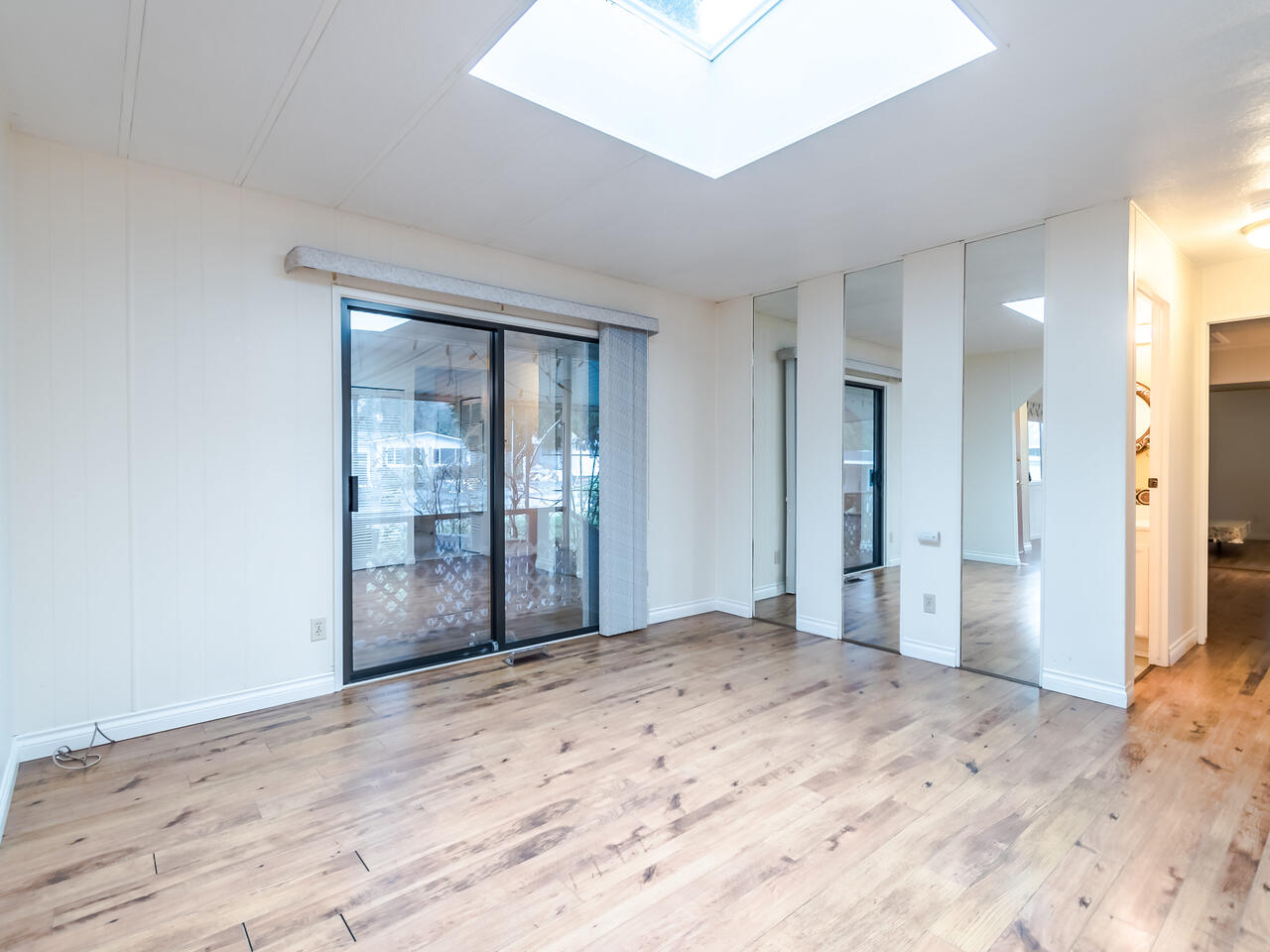 3 15875 20 Avenue, Surrey 10