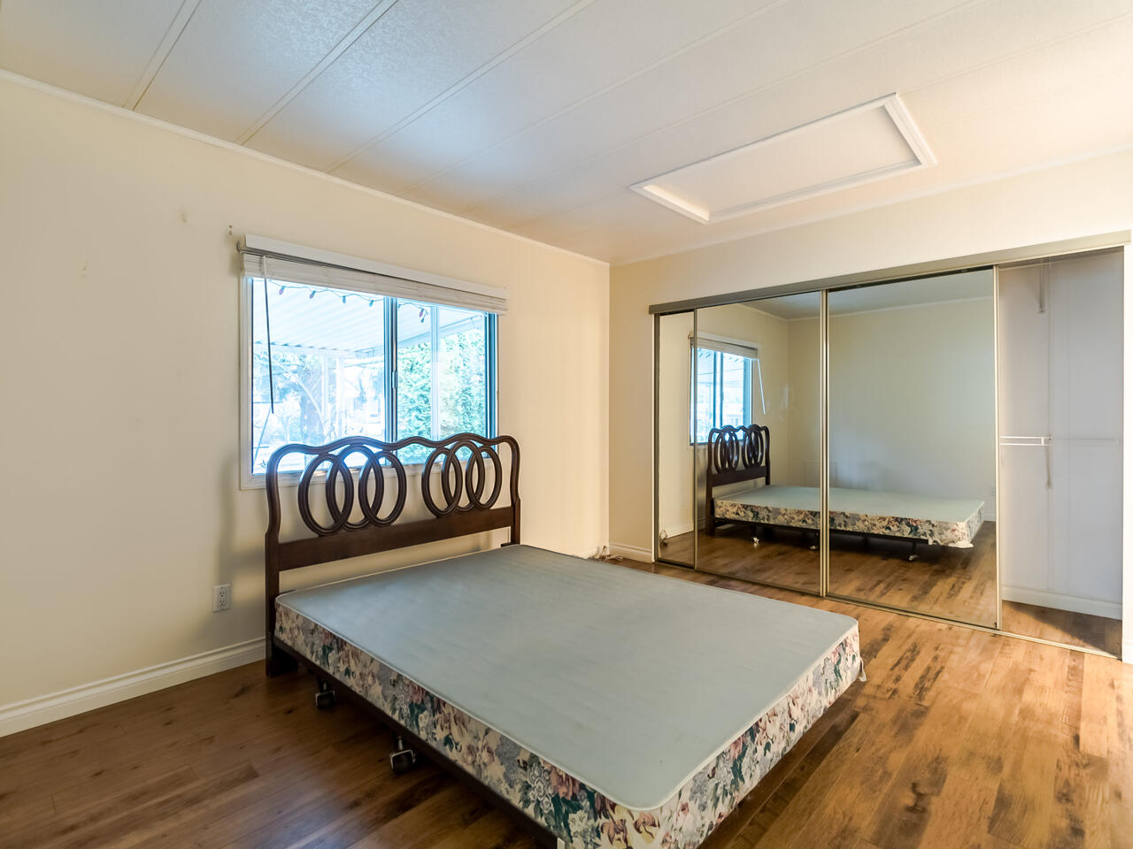 3 15875 20 Avenue, Surrey 11