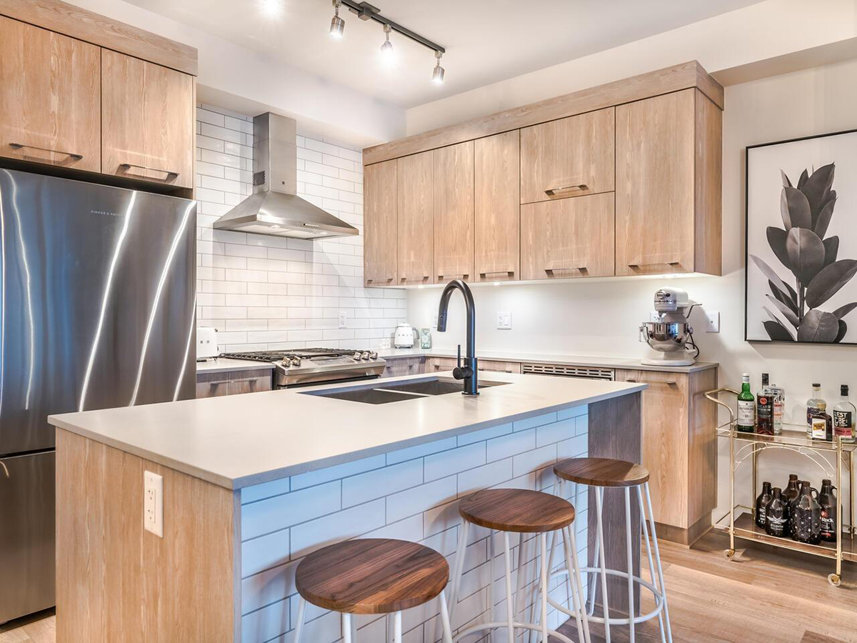 601 1012 Auckland Street, New Westminster 5