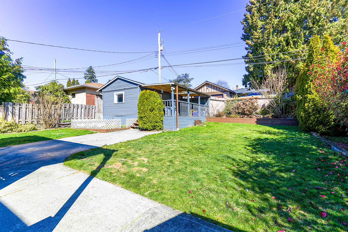 6577 Clinton Street, Burnaby 14