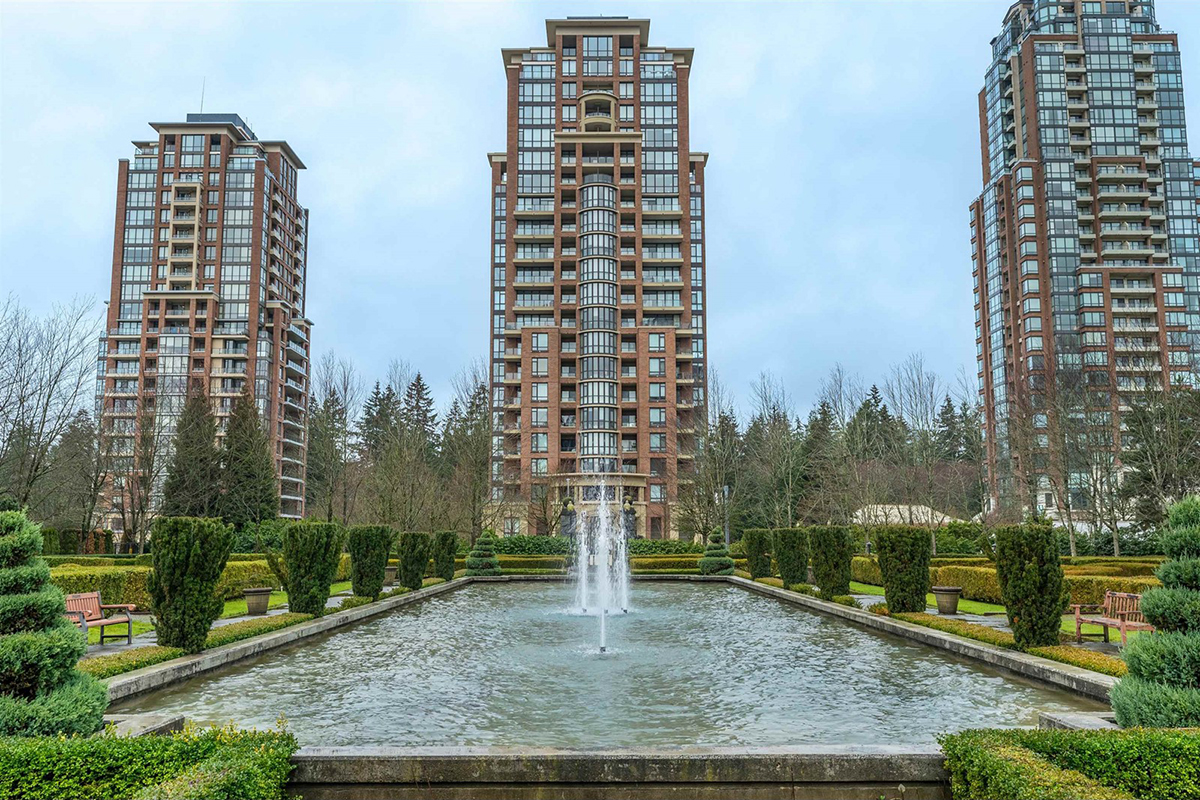 705 6833 Station Hill Drive, Burnaby