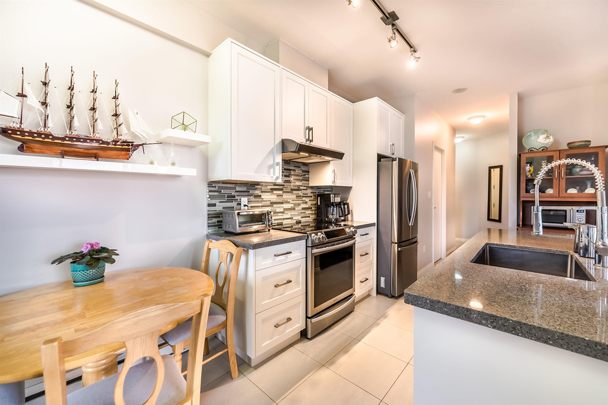 705 6833 Station Hill Drive, Burnaby 6