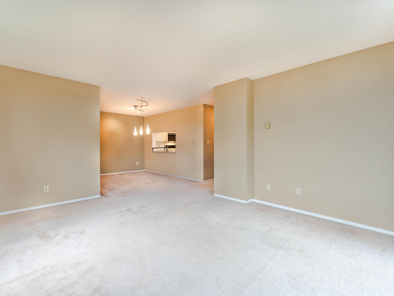1606 121 Tenth Street, New Westminster 5