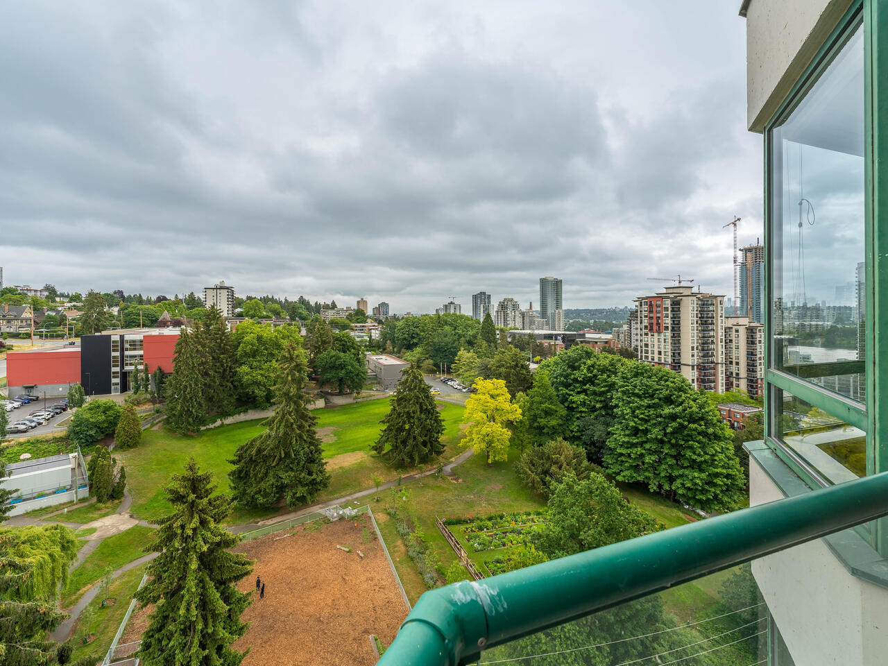 1606 121 Tenth Street, New Westminster 24