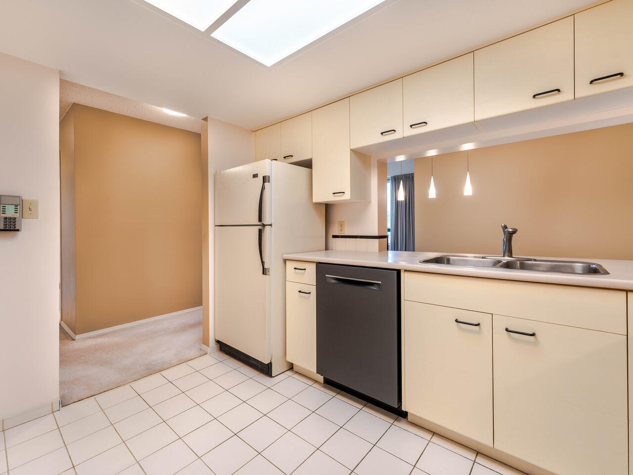 1606 121 Tenth Street, New Westminster 14