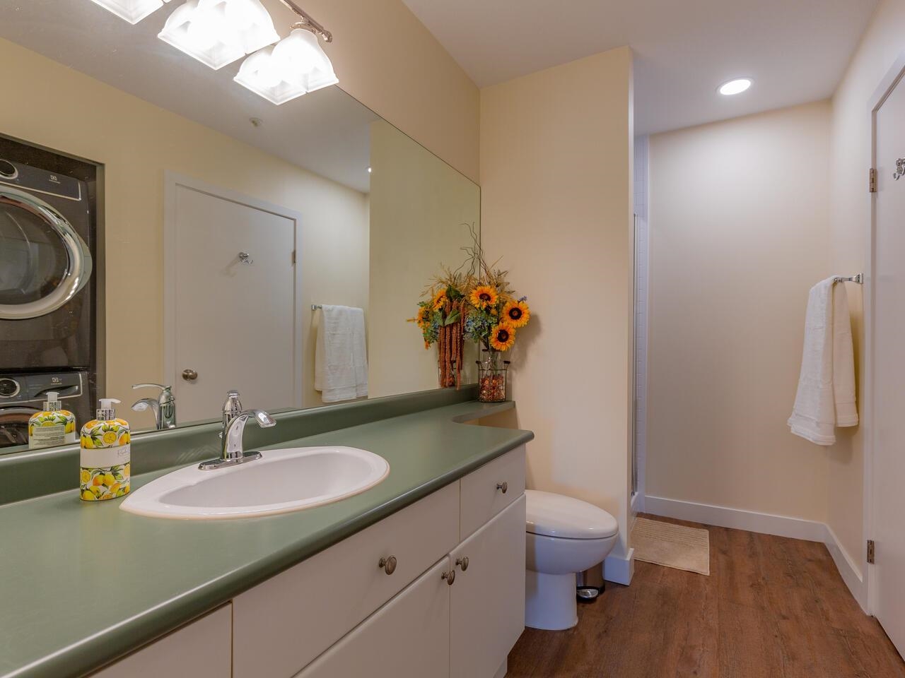 426 3 Rialto Court, New Westminster 14
