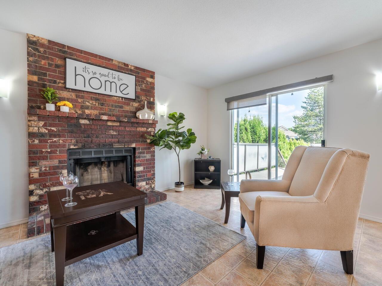 84 Richmond Street, New Westminster 11