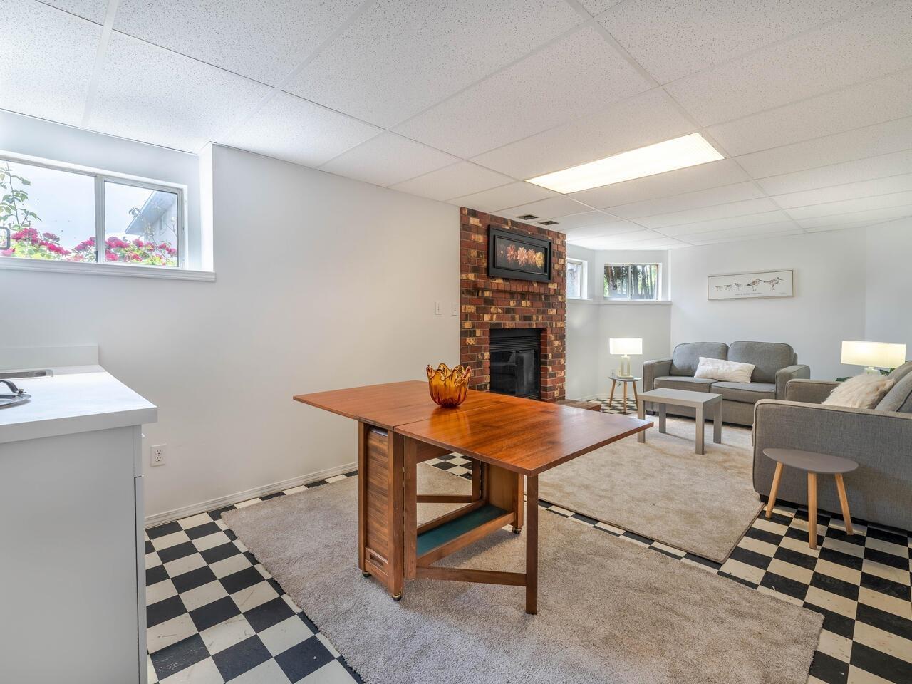 84 Richmond Street, New Westminster 21