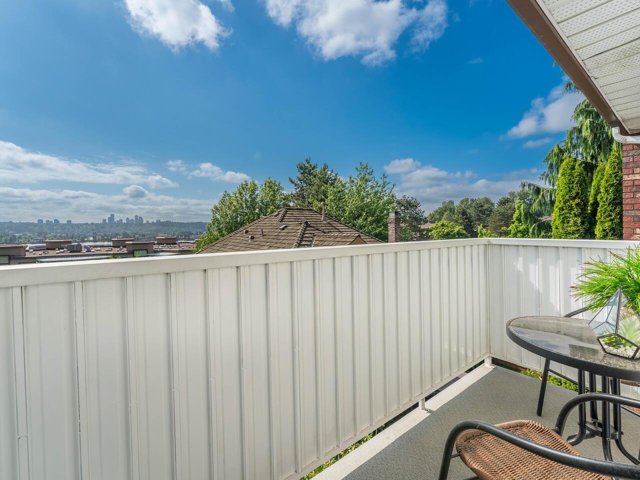 84 Richmond Street, New Westminster 32