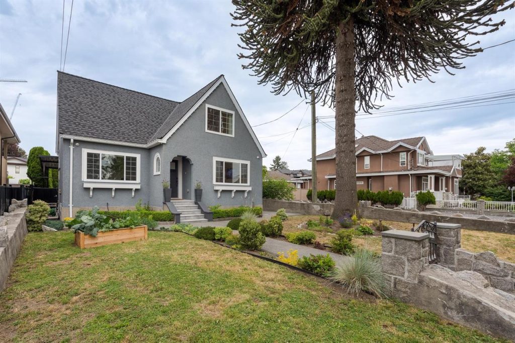 1701 DUBLIN STREET, NEW WESTMINSTER