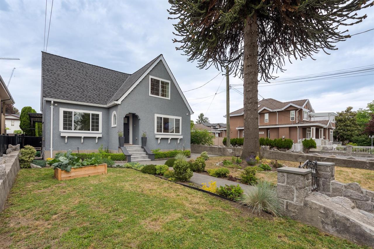 1701 DUBLIN STREET, NEW WESTMINSTER