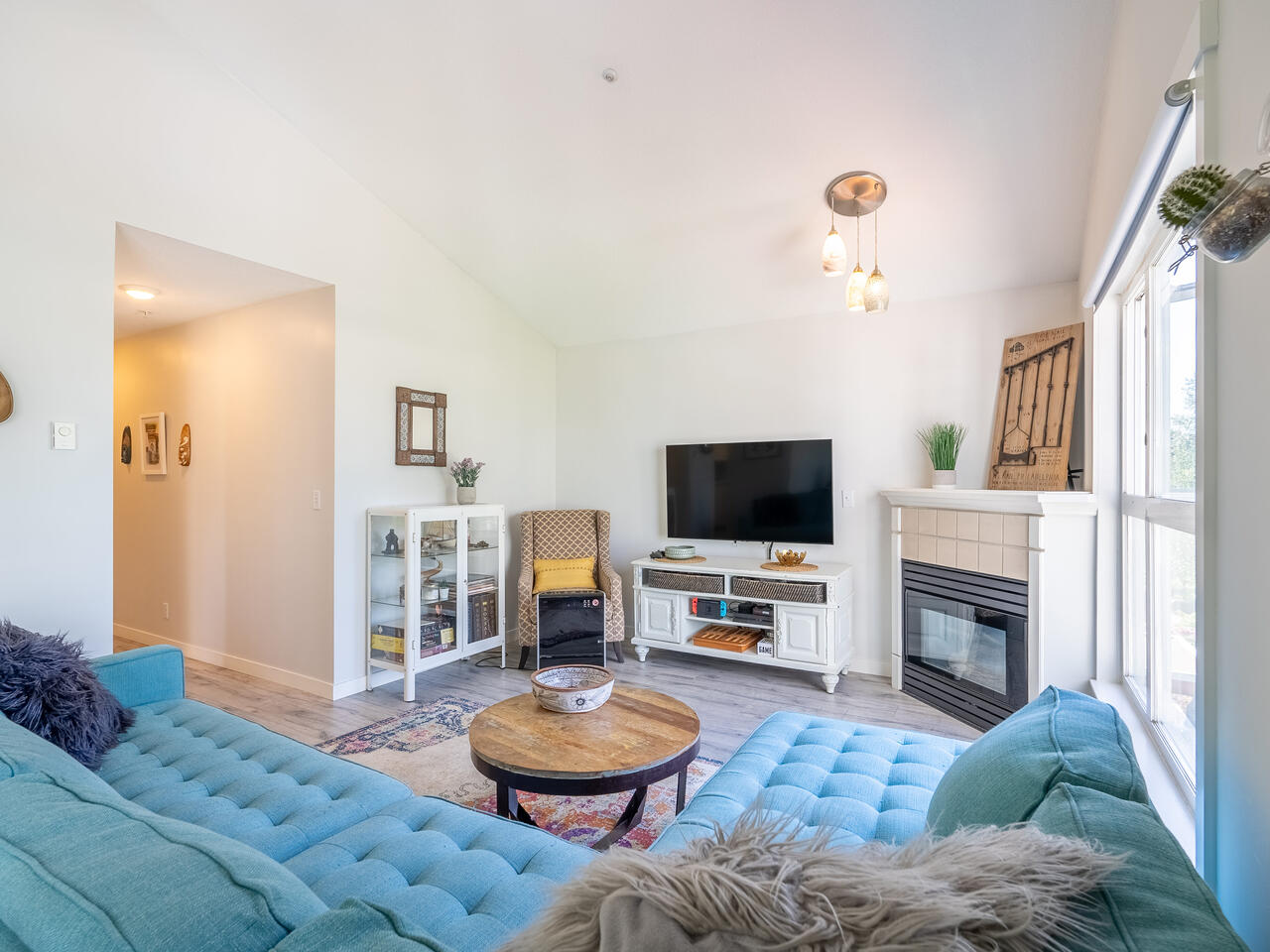 A404 9868 Whalley Blvd, Surrey 3