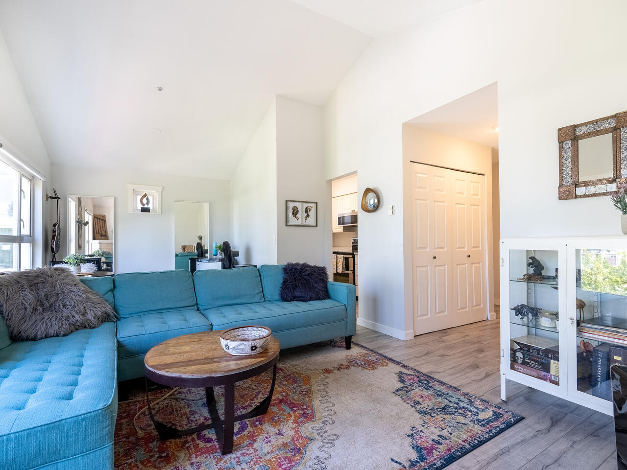 A404 9868 Whalley Blvd, Surrey 4