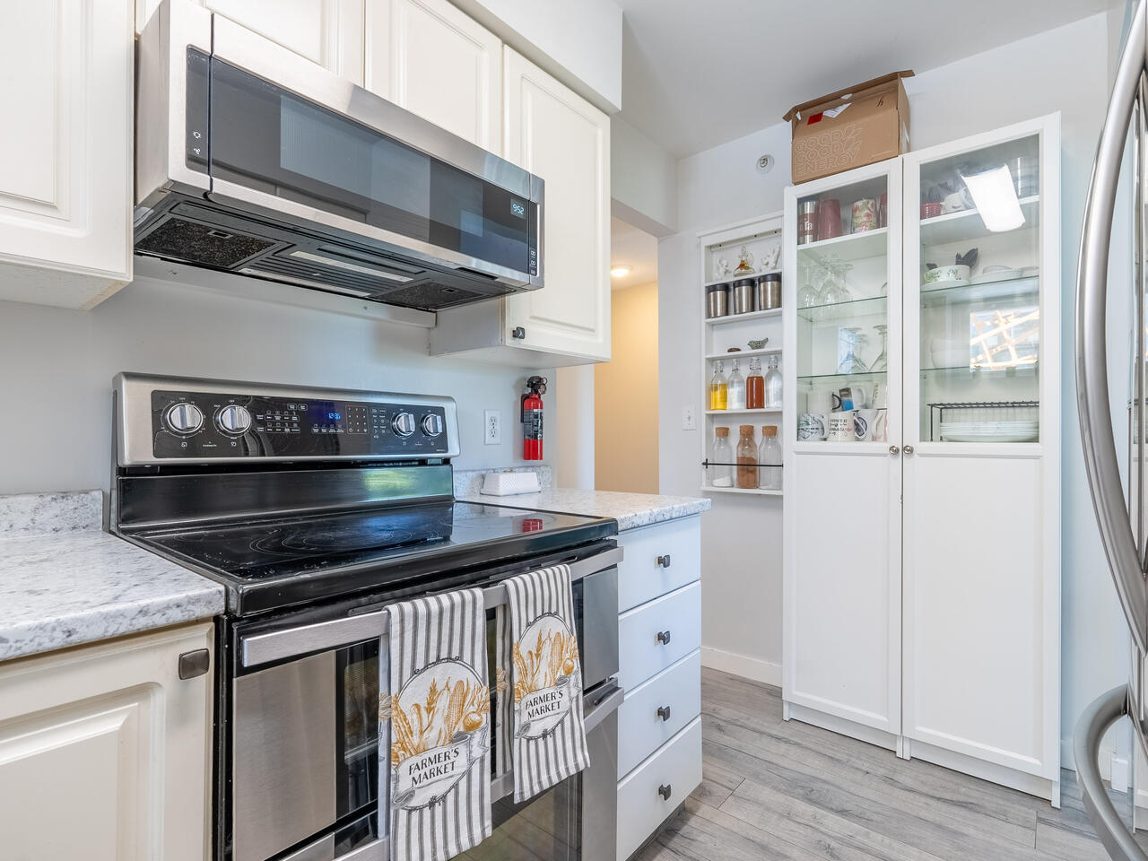 A404 9868 Whalley Blvd, Surrey 10