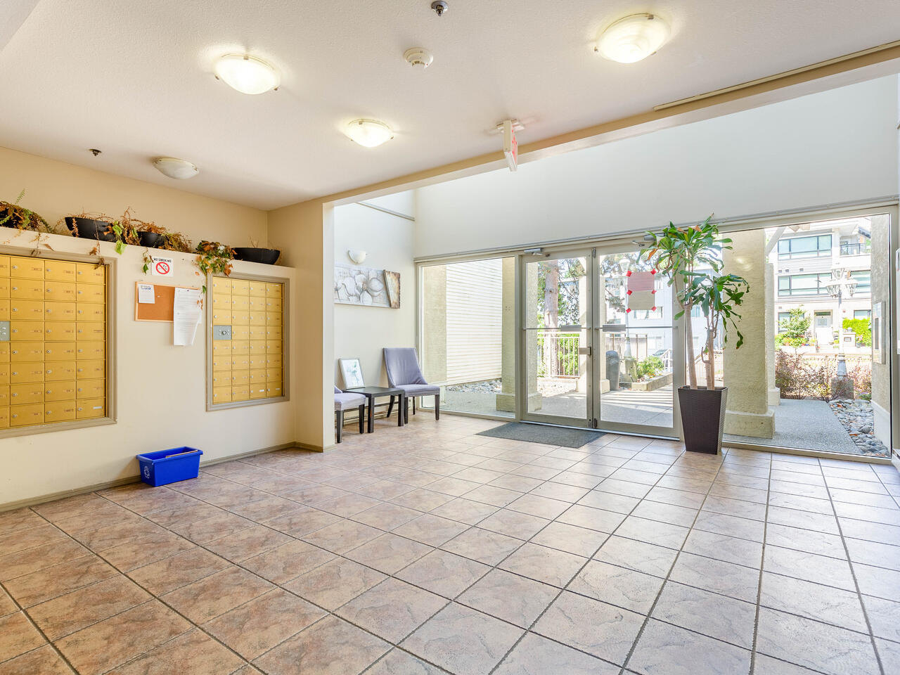 302-1310 Cariboo Street, New Westminster 2