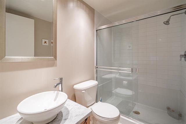 604 6833 STATION HILL DRIVE 23